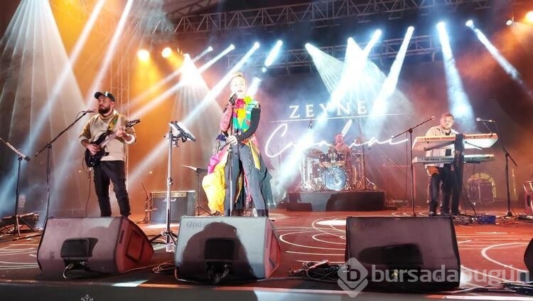 Zeynep Casalini bodrum'da unutulmaz anlar yaşattı