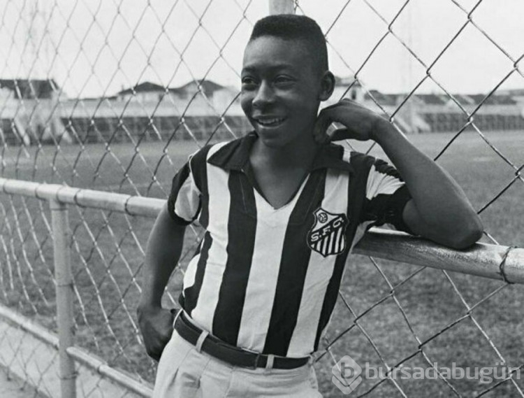 Siyah inci Pele 