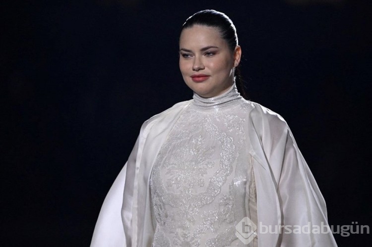 Adriana Lima, hayatını kaybeden Pele hakkında konuştu