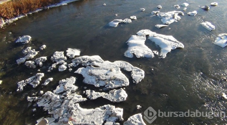 Kars'ta termometre eksi 15'i gösterdi