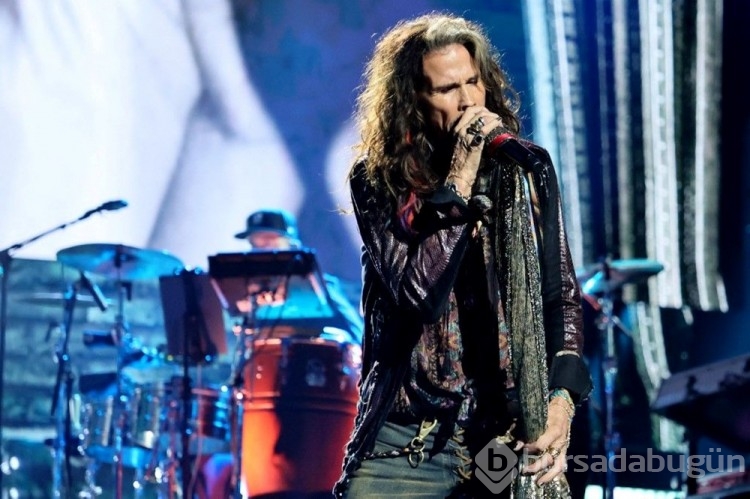 Steven Tyler cinsel taciz ile suçlanıyor