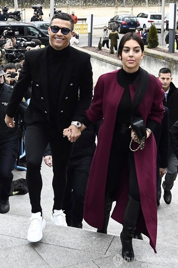 Ronaldo'nun sevgilisi Georgina Rodriguez'in jet paylaşımı