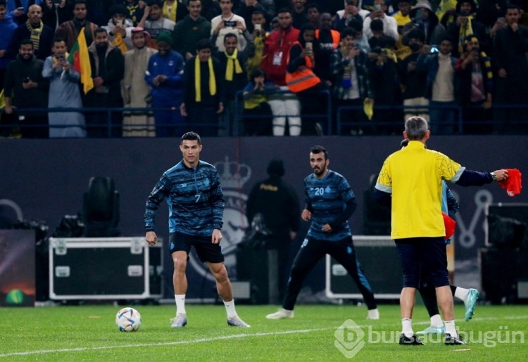 Cristiano Ronaldo yeni takımı ile ilk kez antrenmana çıktı