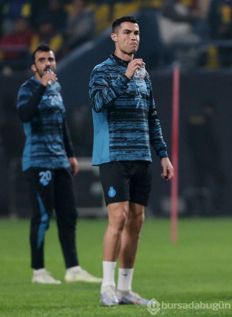 Cristiano Ronaldo yeni takımı ile ilk kez antrenmana çıktı