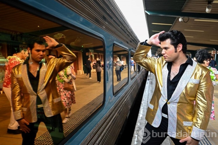 Hayranları, Elvis Presley'nin doğum günü için  Elvis Festivali'ne gitti