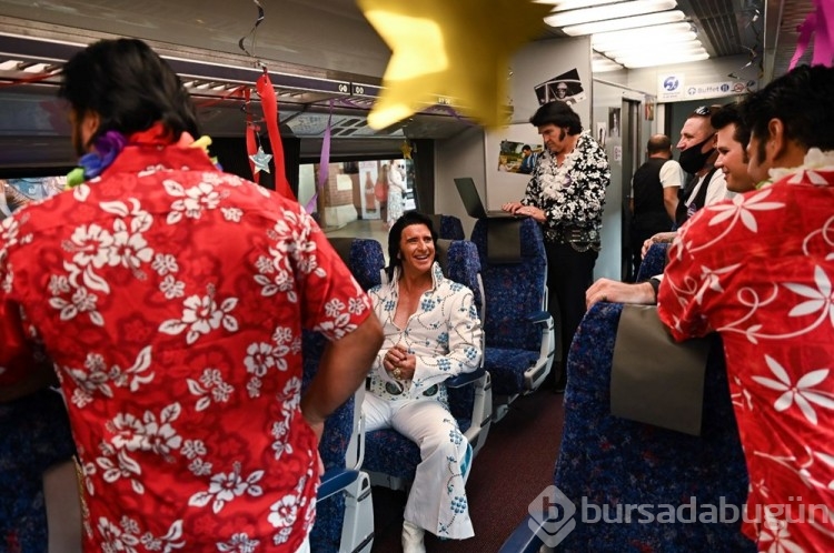 Hayranları, Elvis Presley'nin doğum günü için  Elvis Festivali'ne gitti