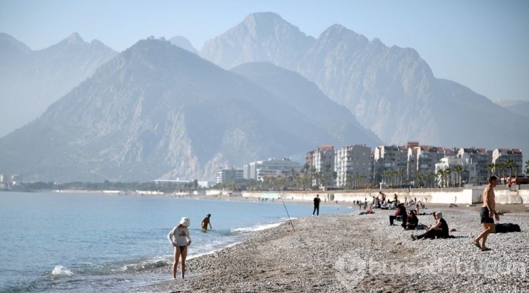 Antalya'da ocak ayında deniz keyfi
