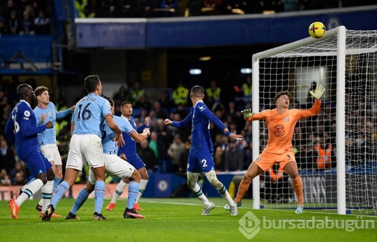 Manchester City Chelsea'yi tek golle geçti
