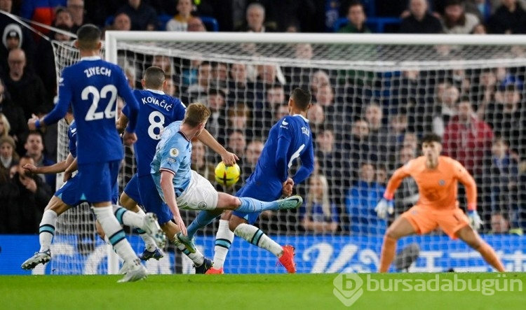 Manchester City Chelsea'yi tek golle geçti