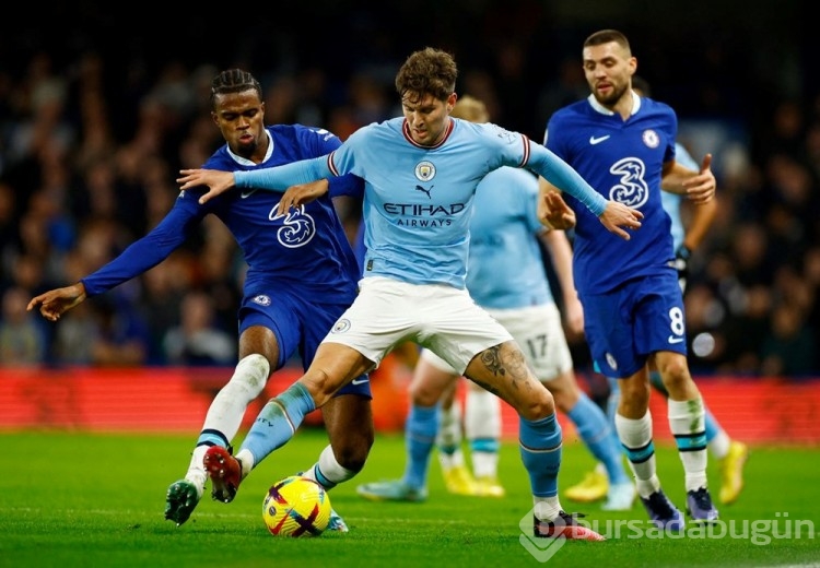 Manchester City Chelsea'yi tek golle geçti