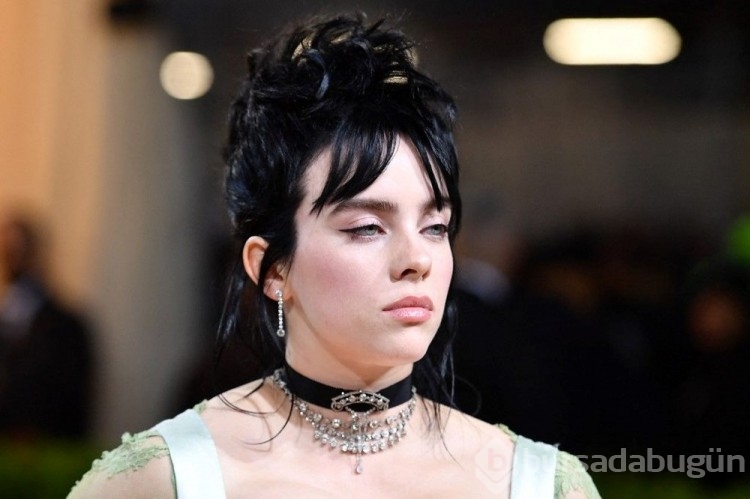 Billie Eilish: Ergenlik yıllarımda vücudumdan nefret ediyordum 