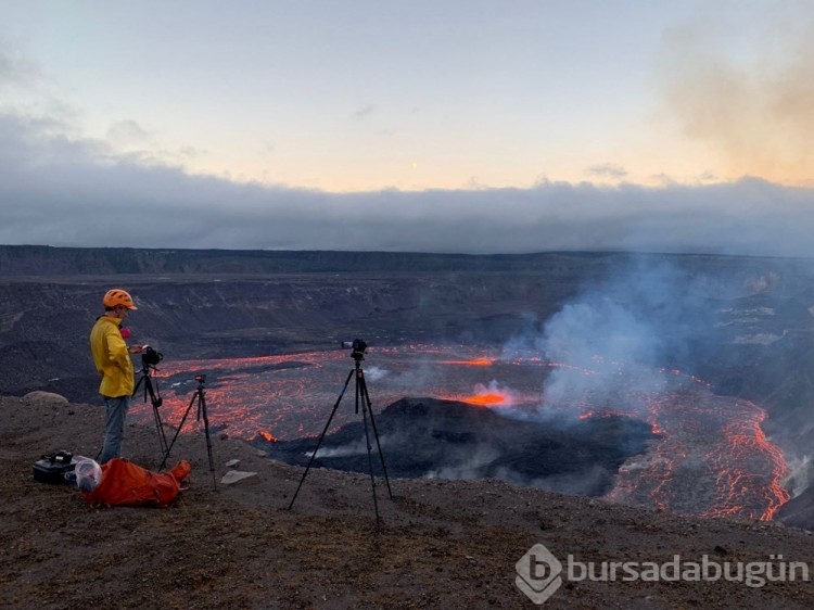 Hawaii'deki Kilauea Yanardağı faaliyete geçti

