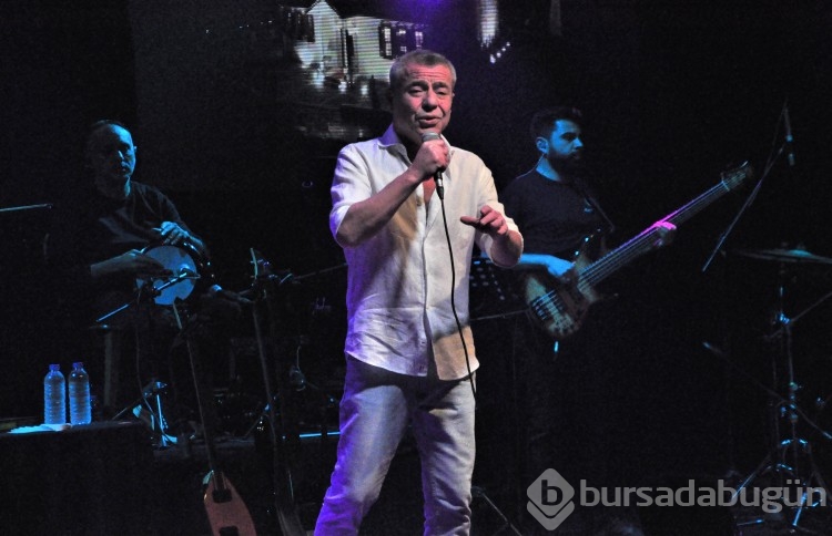 Levent Yüksel'den Jolly Joker Bursa'da unutulmaz konser