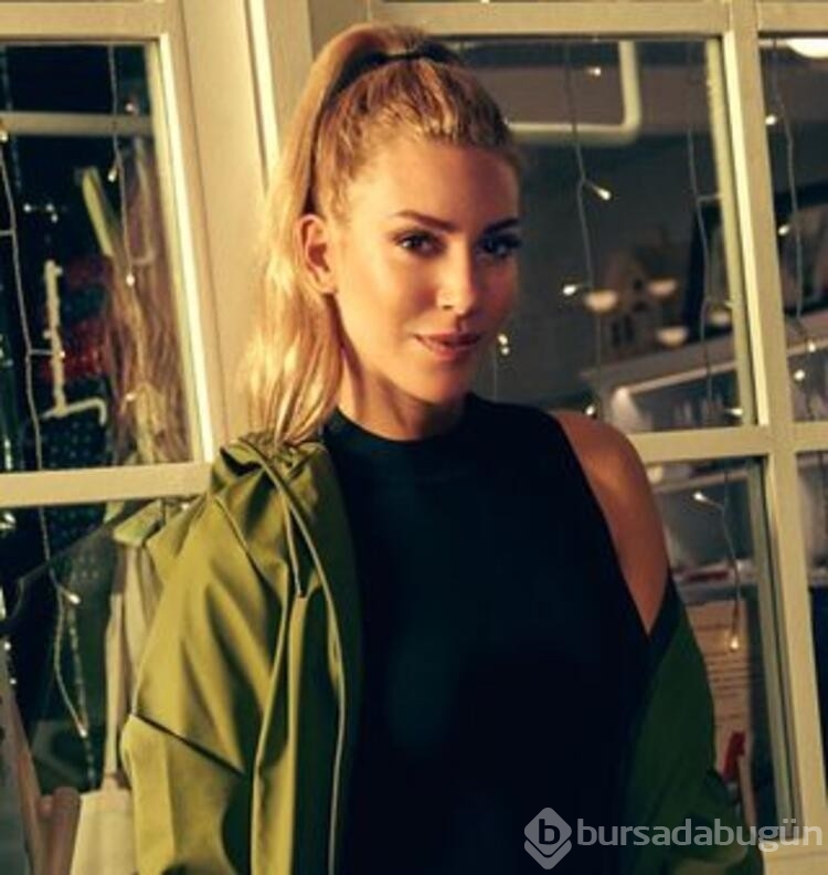 İkinci kez anne olan Sinem Kobal yorum yağmuruna tutuldu