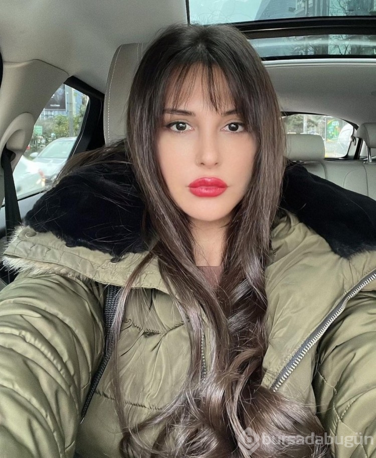 Ebru Destan filtresiz fotoğrafını paylaştı