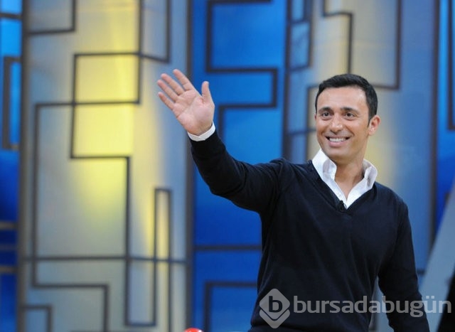 Ata Demirer :Aslında şarkıcı olmaya niyetim vardı
