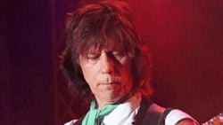 Jeff Beck vefat etti