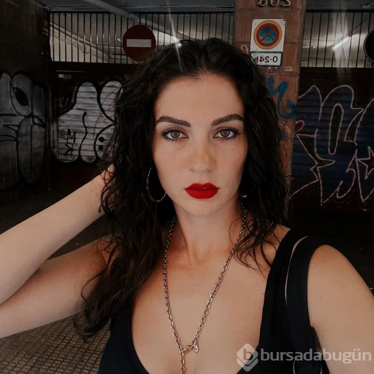 Bella Hadid'in Marilyn Monroe imajı