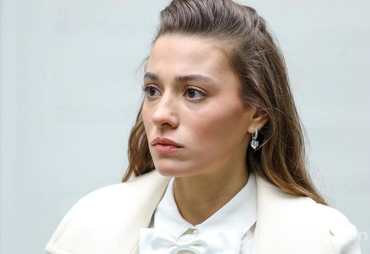 Sümeyye Aydoğan'ın sevgilisi rol arkadaşı çıktı!