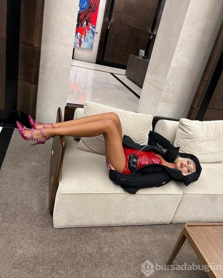 Bahar Candan frikik vermek için çaba harcadı