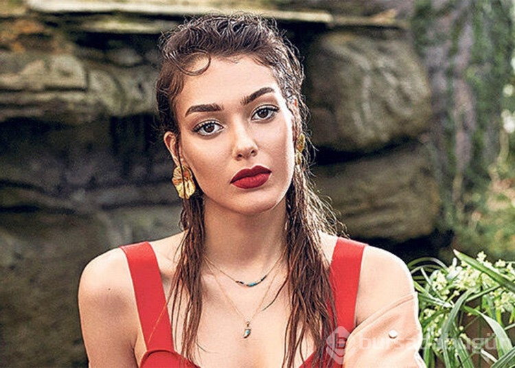 Dilan Çiçek Deniz'in reklam çekiminden alacağı fiyat dudak uçuklattı
