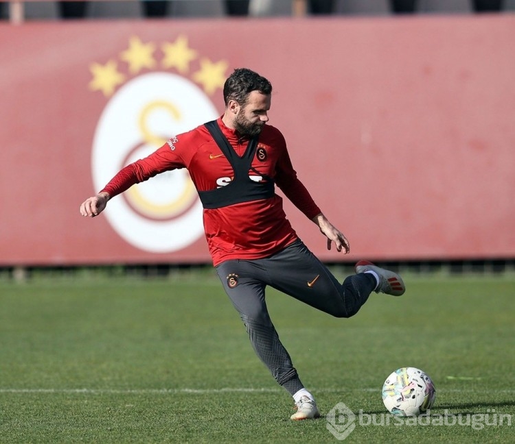 Tedavileri biten Mathias Ross, Yusuf Demir ve Kazımcan Karataş takımına geri döndü