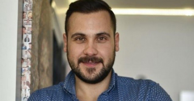 Survivor'a veda eden Ümit Erdim kızıyla poz verdi
