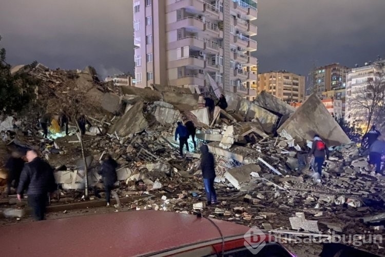 Türkiye'de kara gün! Ülke depremlerle sarsıldı