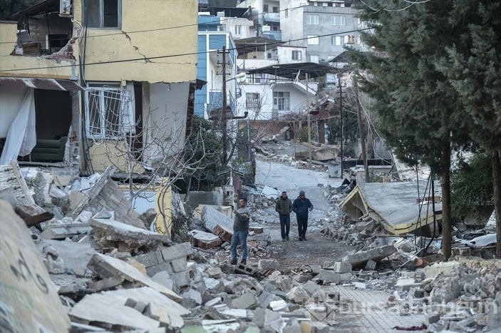Depremin zarar verdiği ilçelerde hasar tespitleri yapıldı
