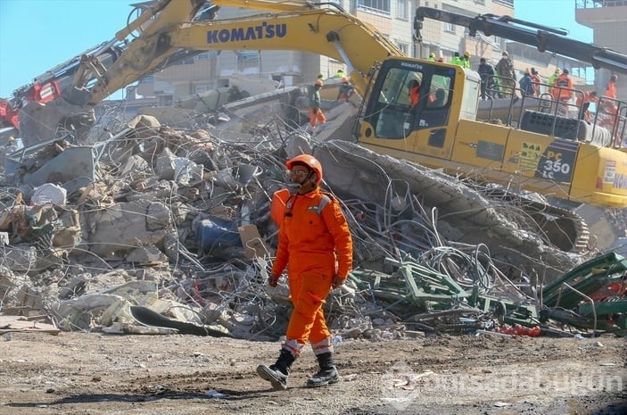 Depremin zarar verdiği ilçelerde hasar tespitleri yapıldı
