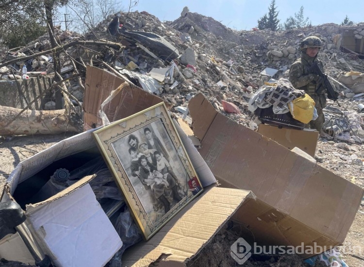 Deprem bölgesinde 14. gün: Yıkımın ardından geriye kalanlar...
