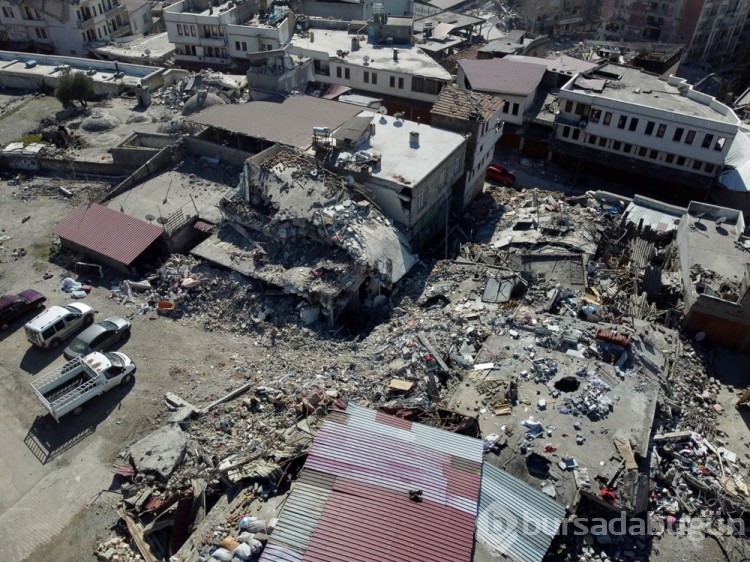 Depremler Tarihi Maraş Çarşısı'na da zarar verdi
