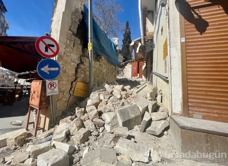 Depremler Tarihi Maraş Çarşısı'na da zarar verdi
