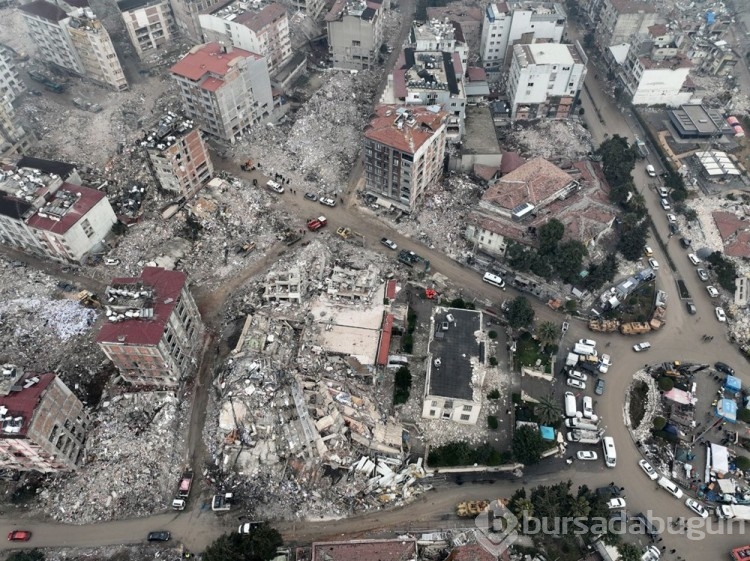 Hatay'da yıkım drone ile görüntülendi