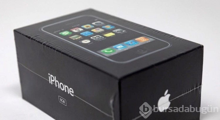 16 yıllık iPhone açık artırmada satıldı