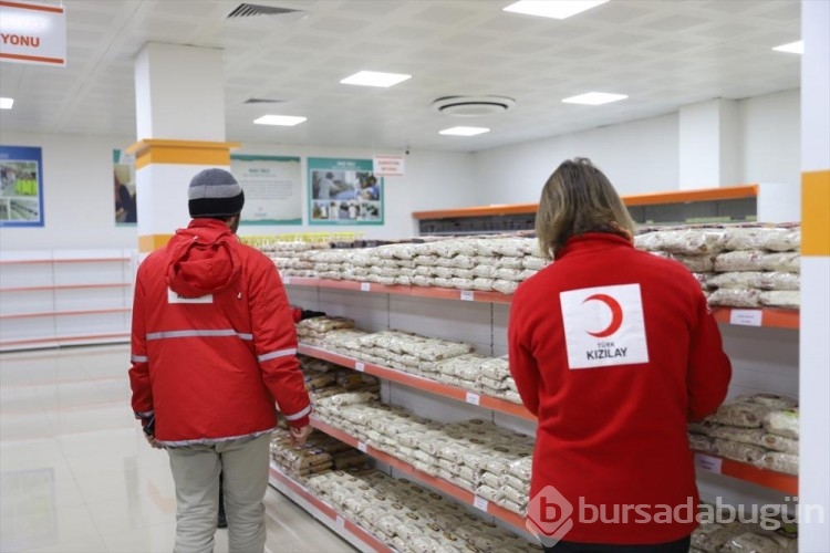 Kızılay Malatya'da sosyal market açtı