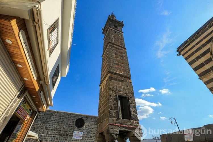 Diyarbakır'da 606 tescilli yapıdan 4'ü ağır, 30'u orta hasarlı çıktı