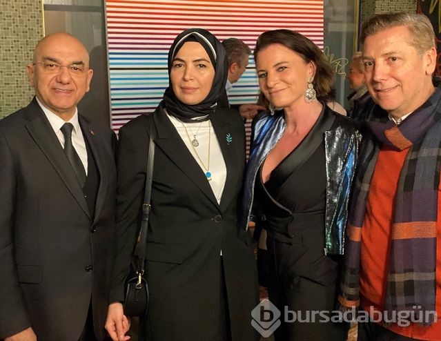 Atıl Kutoğlu'ndan depremzedeler için yardım etkinliği düzenledi
