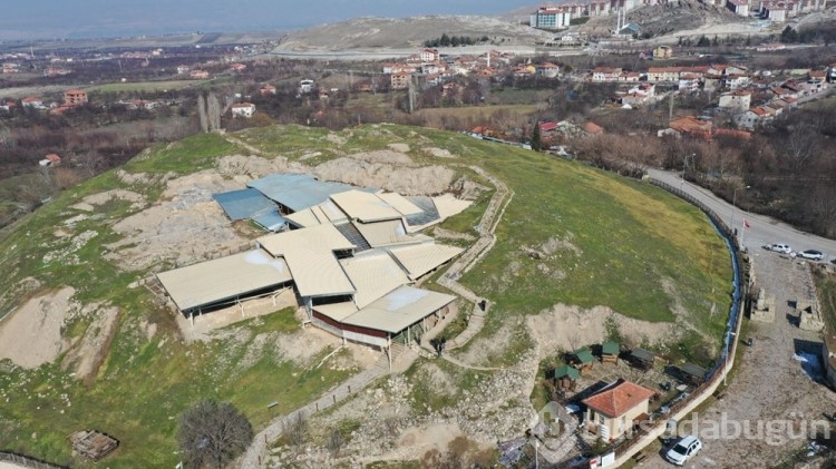  Malatya'nın UNESCO listesinde olan Arslantepe Höyüğü depremde hasar gördü