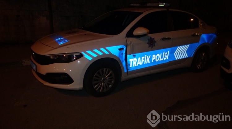 İhtara uymayıp, polise çarparak kaçtı.