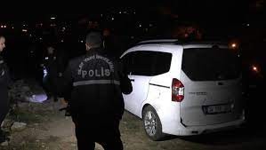 İhtara uymayıp, polise çarparak kaçtı.