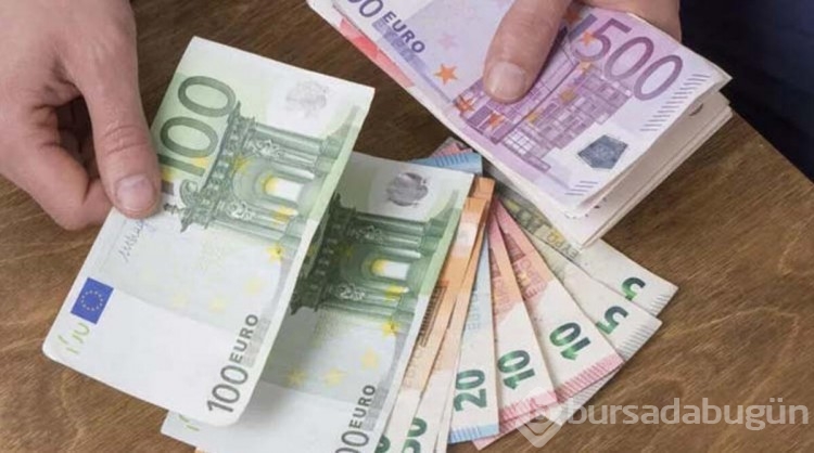 Haftanın son gününde dolar ve euro'da hareketlilik varmı?