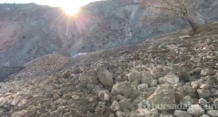 Malatya'da depremin vurduğu mezrayı heyelan yuttu