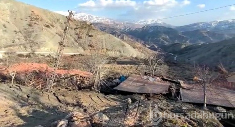 Malatya'da depremin vurduğu mezrayı heyelan yuttu