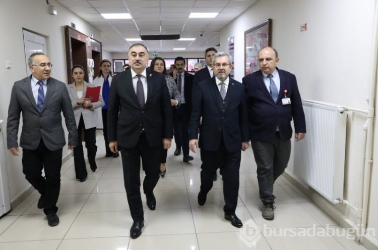 Azerbaycan Büyükelçisi Reşad Memmedov depremzede çocukları ziyaret etti