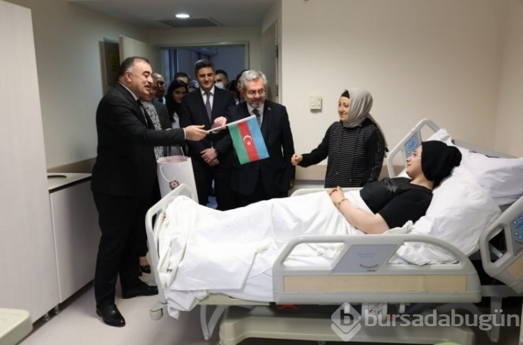 Azerbaycan Büyükelçisi Reşad Memmedov depremzede çocukları ziyaret etti