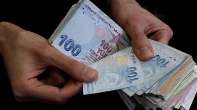 Deprem bölgesindeki 912 banka şubesinden 573'ü hizmet veriyor.