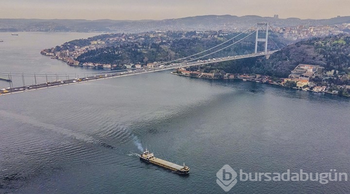 Boğazda gemi trafiği yönlü olarak açıldı 