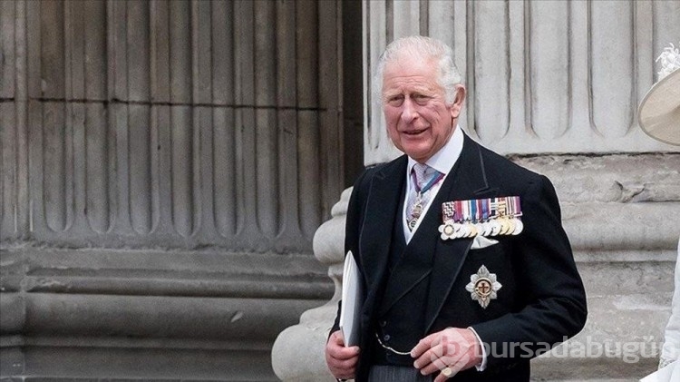 Kral Charles, Prens Harry ve Meghan Markle'yı köşkten kovdu