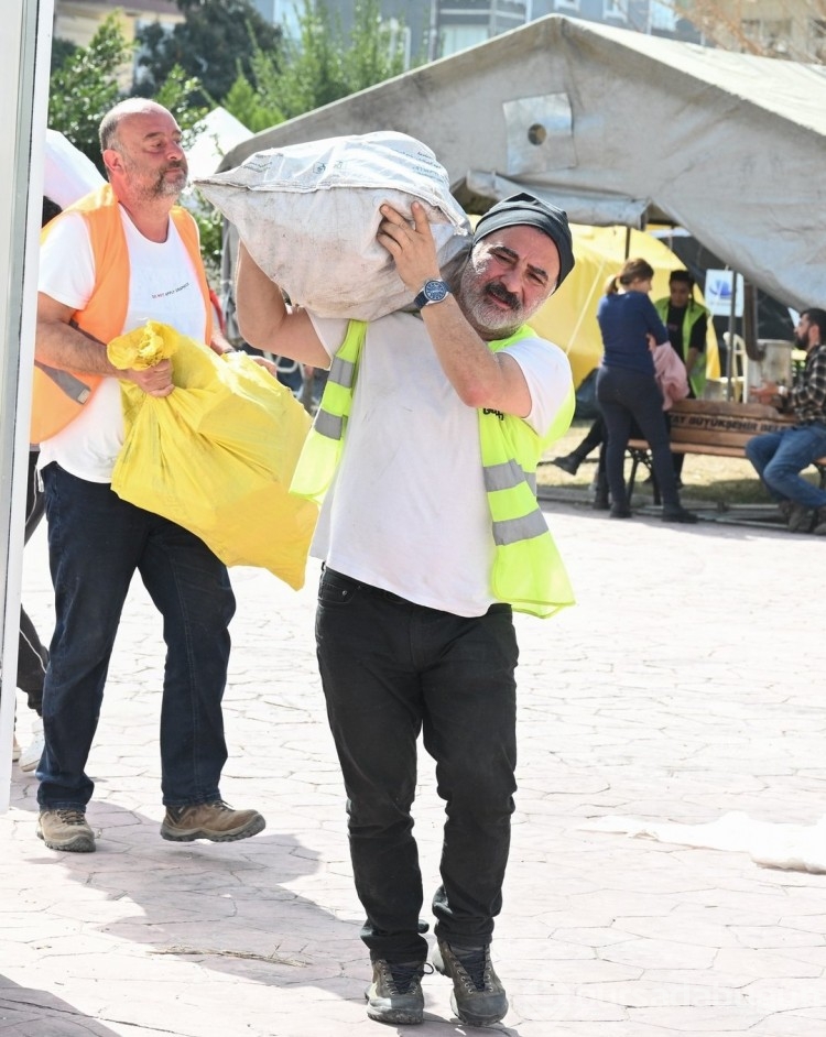 Cengiz Bozkurt: Yaraları sarmaya çalışıyoruz
